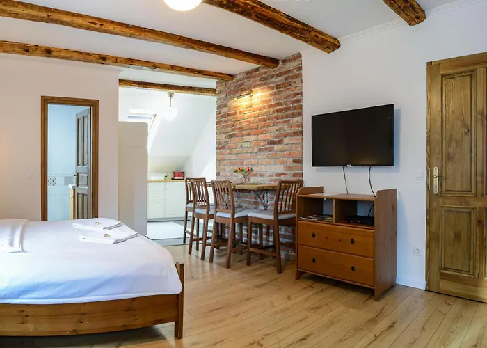 Terrace Iii 公寓 *