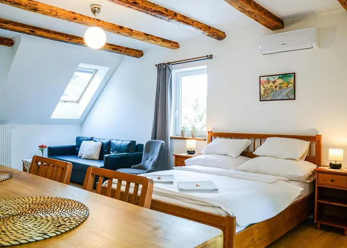 Terrace Iii 公寓 *